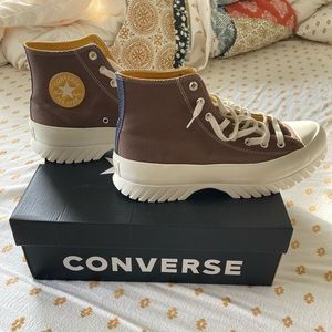 Converse CTAS Lugged 2.0 Hi men’s 11